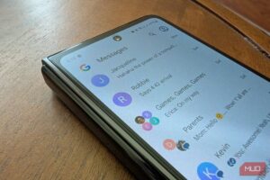 These hidden Google Messages gestures make texting way smoother