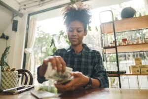 Here’s What Saving $5 Every Day for 10 Years Could Do for Your Savings