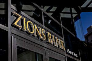 Concerns About Bad Loans Rocked Bank Stocks on Thursday—How Many More ‘Cockroaches’ Are Out There?